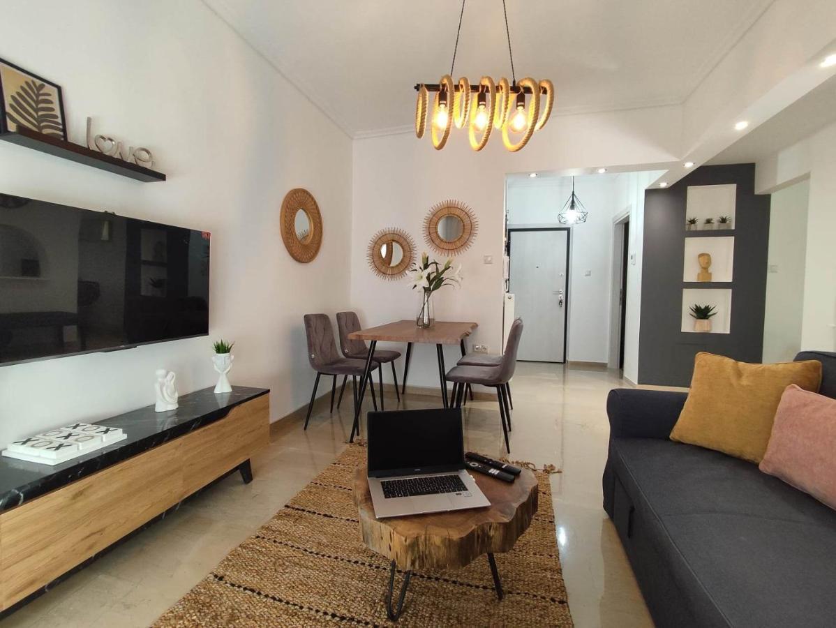 Haris Modern Apt. Near The Sea Tesalonika Bagian luar foto