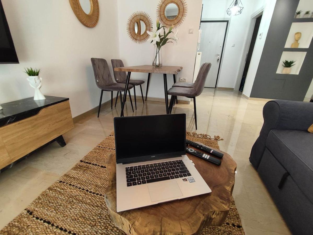 Haris Modern Apt. Near The Sea Tesalonika Bagian luar foto